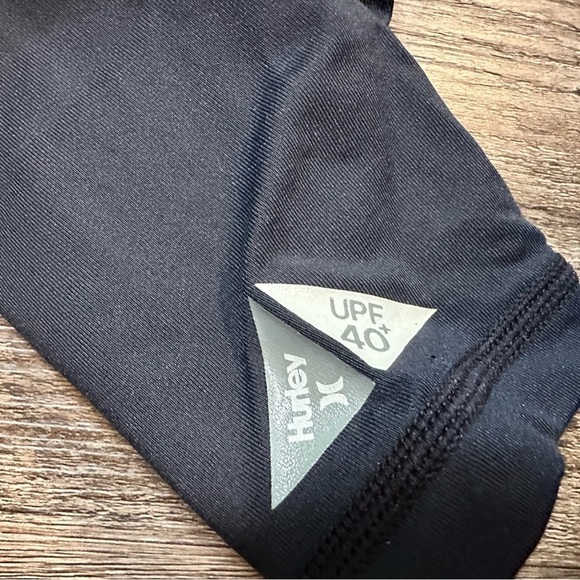 Hurley swim shirt wtf spf 40 built into shirt kids small unisex - Picture 3 of 5